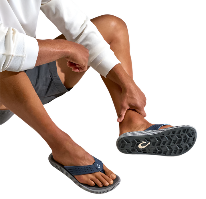 OluKai Men's Ulele Water-Ready Beach Sandals