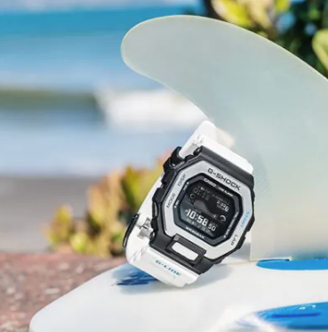 G-Shock GBX-100-7CR D Resin BT White